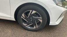 Hyundai i20 1.0T GDi 48V MHD SE Connect 5dr Petrol Hatchback